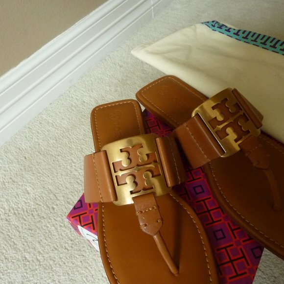Tory Burch Georgia Brown Leather Logo Sandals, 8.5 (NEW IN BOX) - Picture 6 of 10